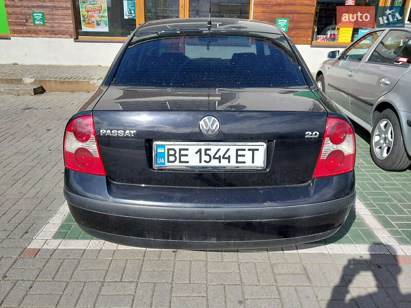 Седан Volkswagen Passat 2003 в Николаеве