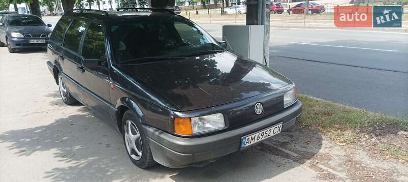 Volkswagen Passat 1992