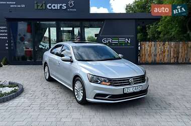 Седан Volkswagen Passat 2016 в Львові