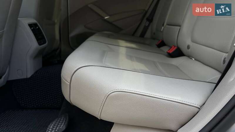 Седан Volkswagen Passat 2016 в Львове фото 31 Седан Volkswagen Passat 2016 в Львове