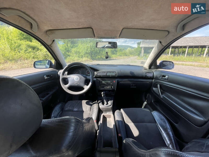 Седан Volkswagen Passat 1999 в Великом Березном