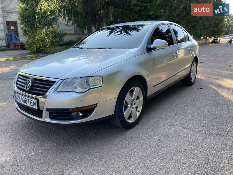 Седан Volkswagen Passat 2008 в Житомирі
