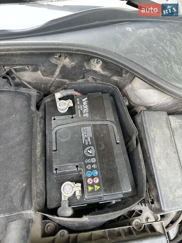 Седан Volkswagen Passat 2013 в Львове