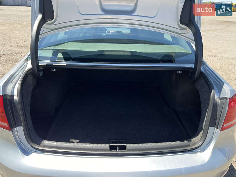 Седан Volkswagen Passat 2012 в Запорожье