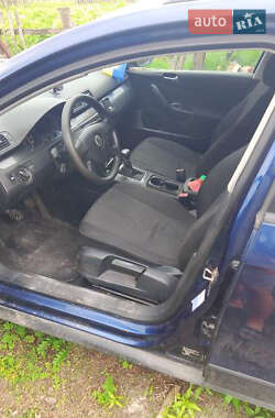 Универсал Volkswagen Passat 2005 в 