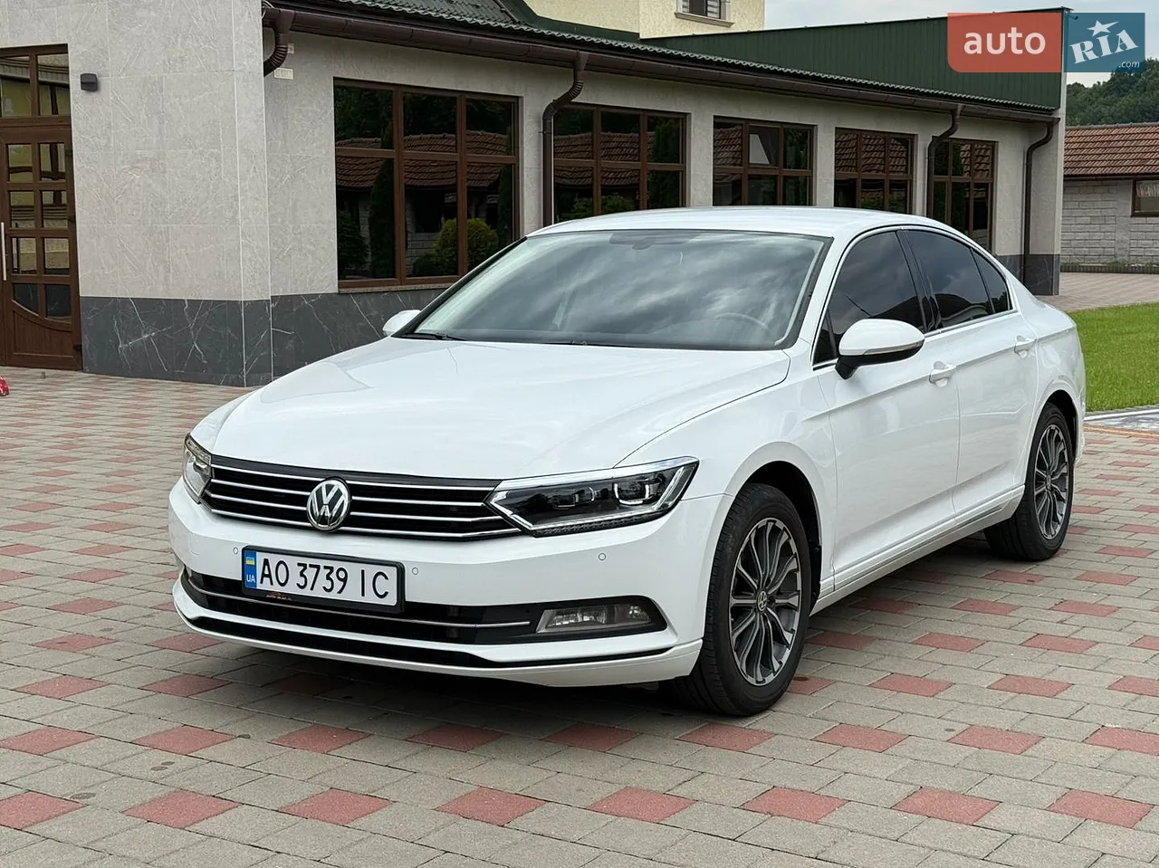 2016 Volkswagen Passat - мініатюра 15