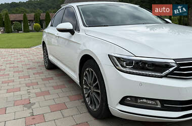 Седан Volkswagen Passat 2015 в Иршаве