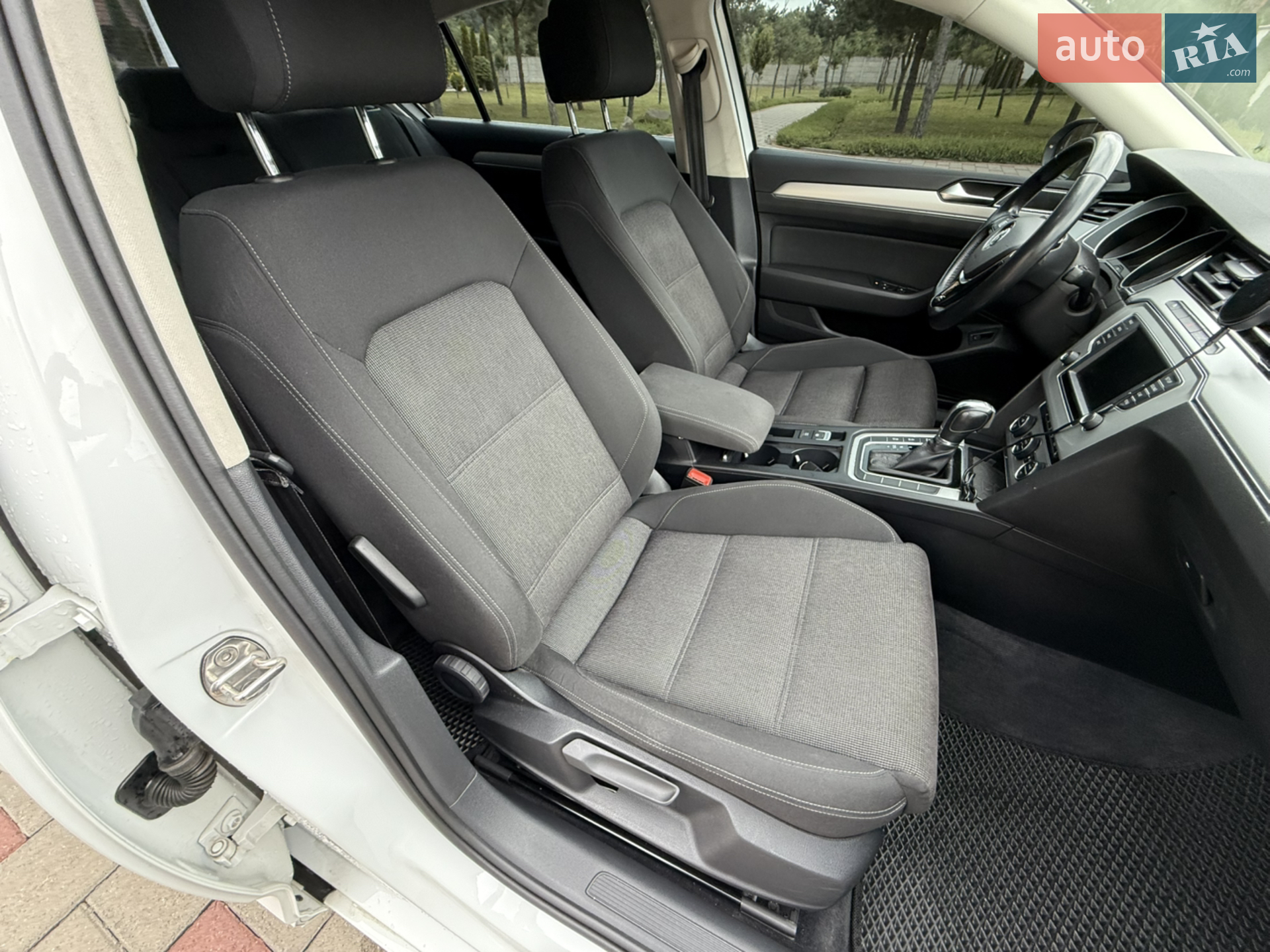 2015 Volkswagen Passat - мініатюра 41