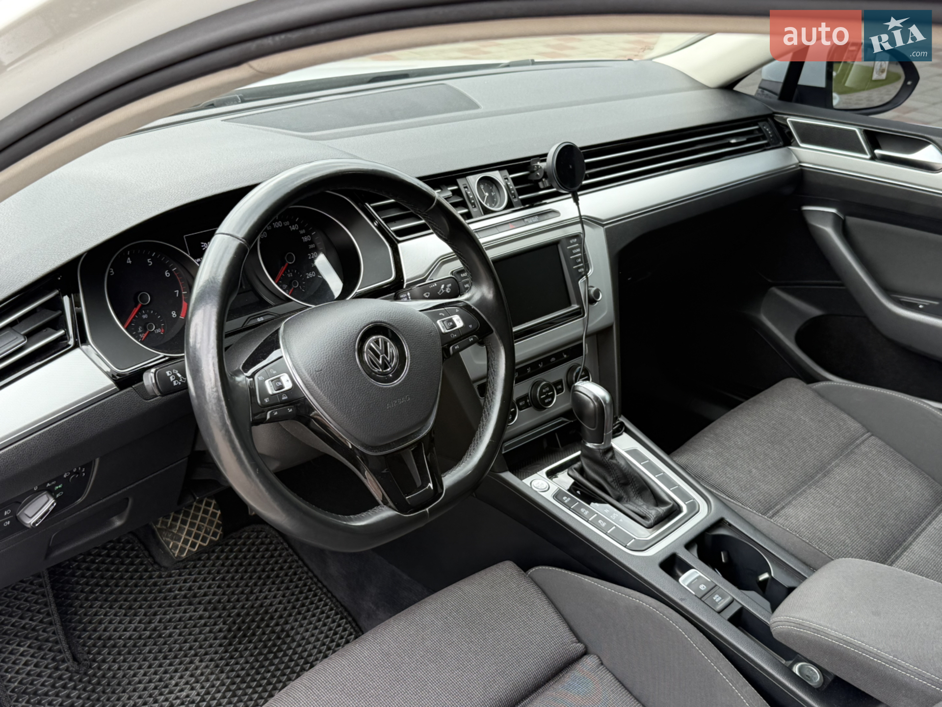 2015 Volkswagen Passat - мініатюра 46