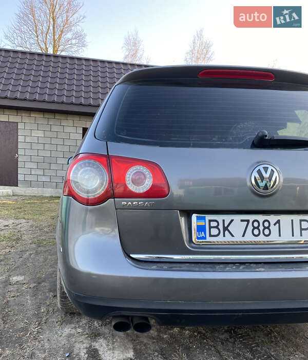 Універсал Volkswagen Passat 2005 в Березному
