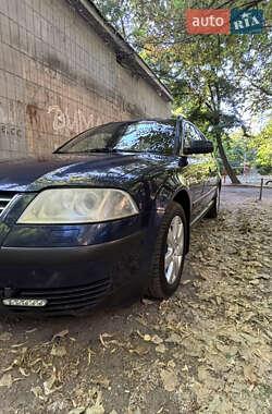 Універсал Volkswagen Passat 2001 в Одесі