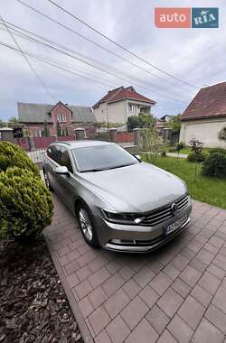 Універсал Volkswagen Passat 2015 в Хусті