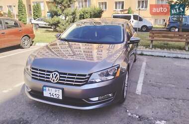 Седан Volkswagen Passat 2012 в Києві