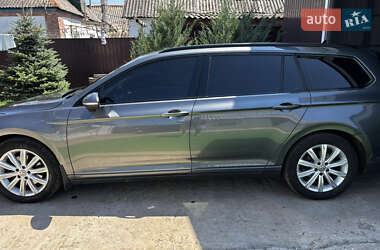 Универсал Volkswagen Passat 2017 в 