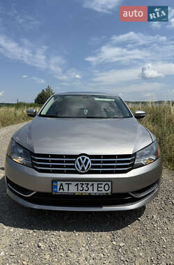Седан Volkswagen Passat 2012 в Снятині