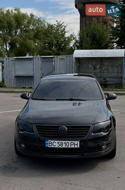 Седан Volkswagen Passat 2006 в Зорі
