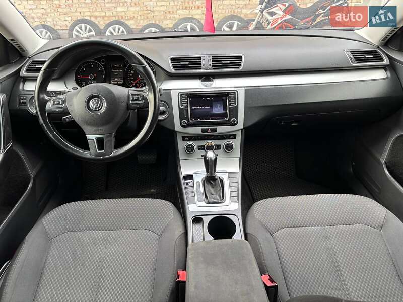 Универсал Volkswagen Passat 2012 в Коломые
