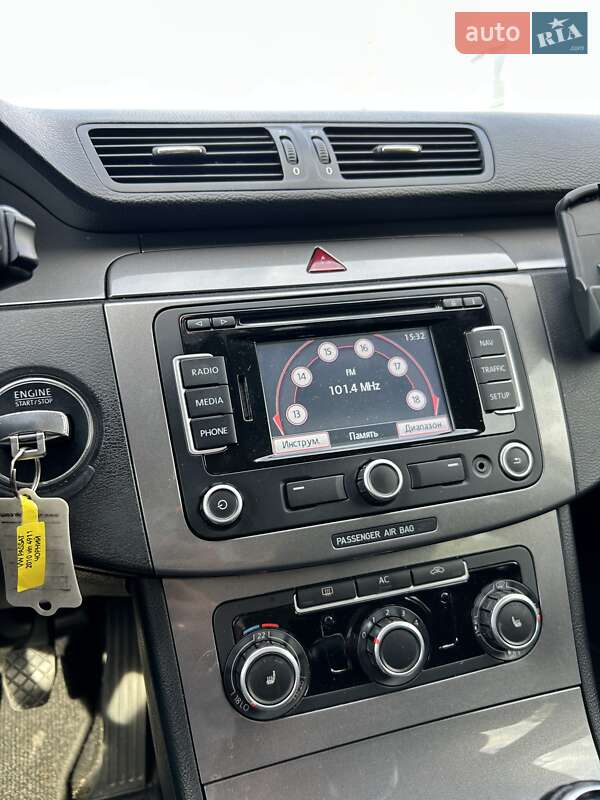 Универсал Volkswagen Passat 2010 в Сумах