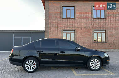 Седан Volkswagen Passat 2008 в 