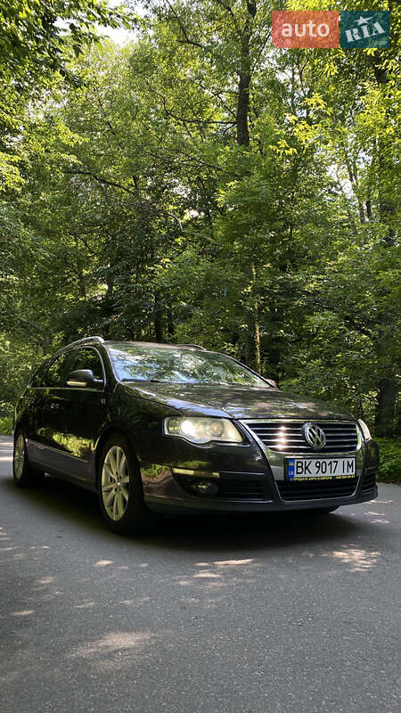 Универсал Volkswagen Passat 2009 в Ирпене
