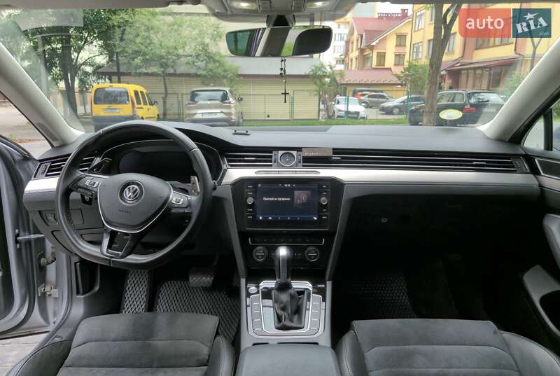 Универсал Volkswagen Passat 2018 в Ивано-Франковске