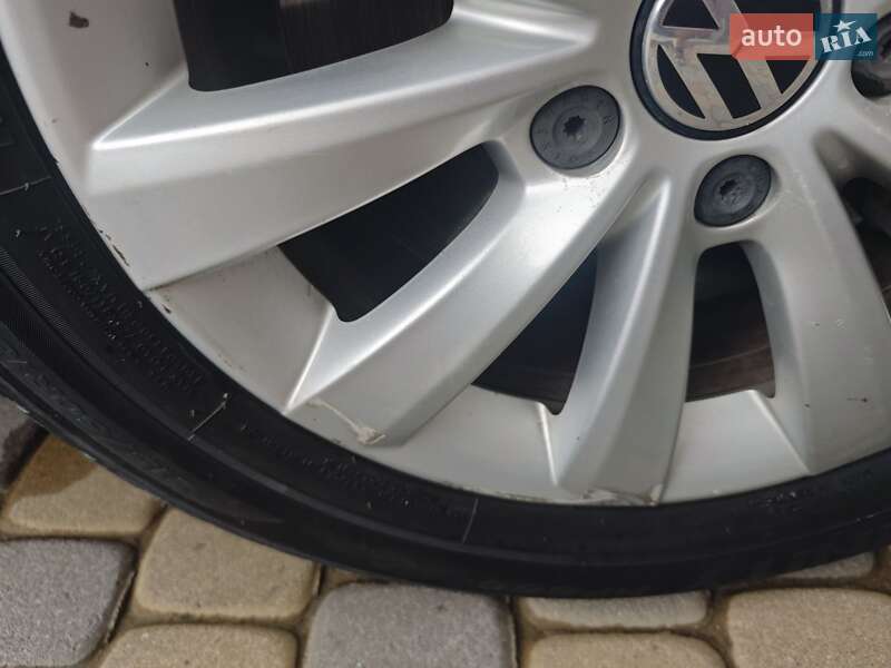 Седан Volkswagen Passat 2012 в Сторожинце