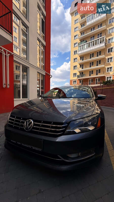 Volkswagen Passat 2012