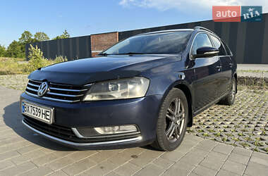 Універсал Volkswagen Passat 2011 в Хмельницькому