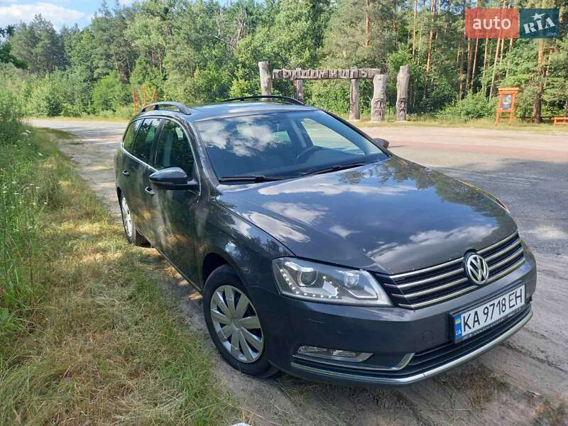 Универсал Volkswagen Passat 2012 в Радомышле