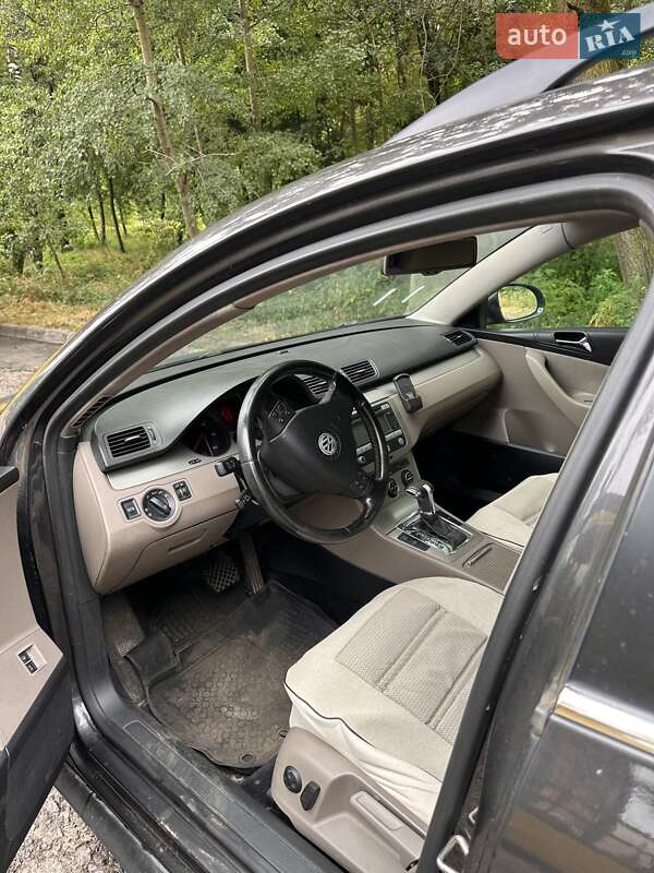 Универсал Volkswagen Passat 2007 в Киеве