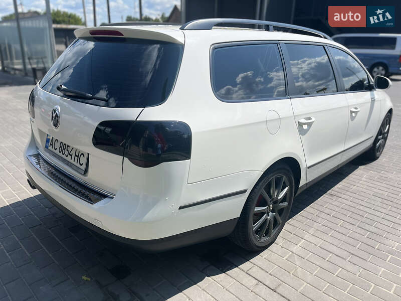 Універсал Volkswagen Passat 2009 в Луцьку