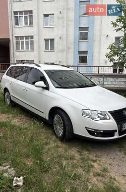 Універсал Volkswagen Passat 2007 в Івано-Франківську