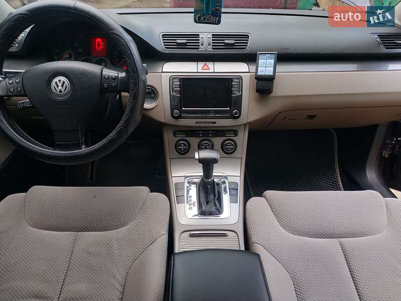 Універсал Volkswagen Passat 2006 в Одесі