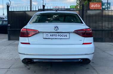 Седан Volkswagen Passat 2017 в 