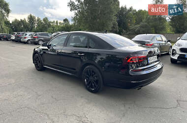 Седан Volkswagen Passat 2017 в 