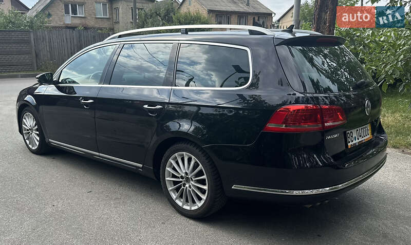 Универсал Volkswagen Passat 2014 в Киеве