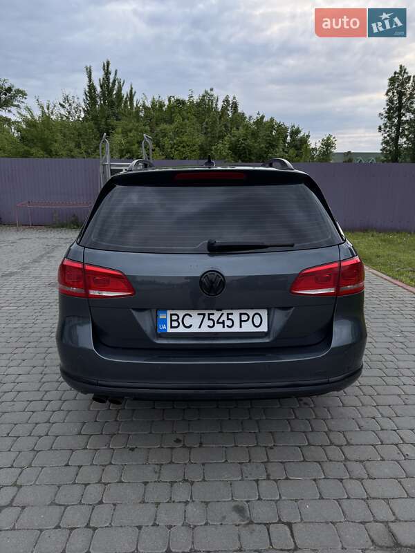 Универсал Volkswagen Passat 2012 в Львове