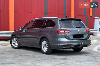 Універсал Volkswagen Passat 2015 в 