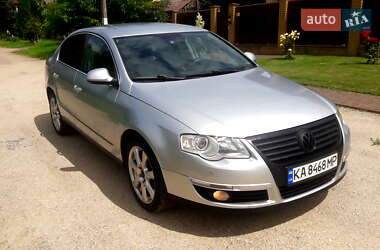 Седан Volkswagen Passat 2005 в Глухові