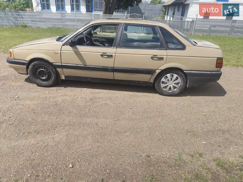 Volkswagen Passat 1992