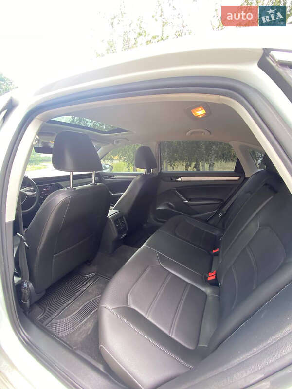 Седан Volkswagen Passat 2021 в Кривом Роге