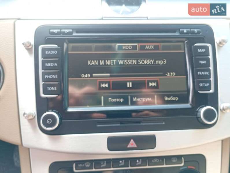 Универсал Volkswagen Passat 2011 в Львове