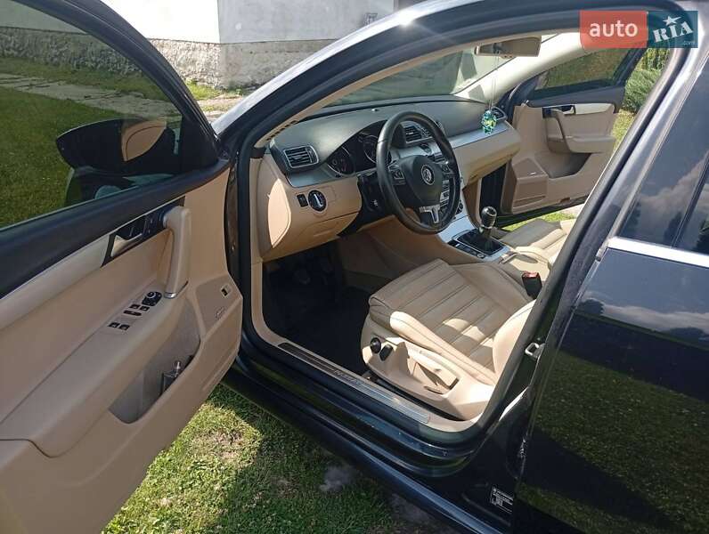 Универсал Volkswagen Passat 2011 в Львове