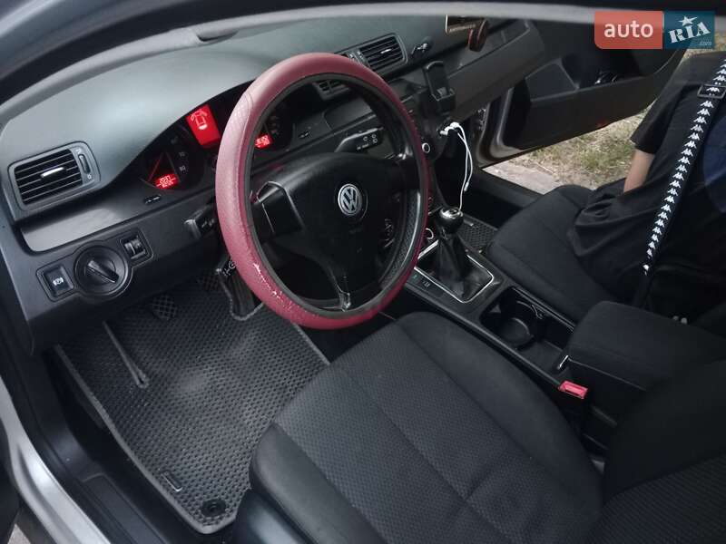 Универсал Volkswagen Passat 2006 в Киеве