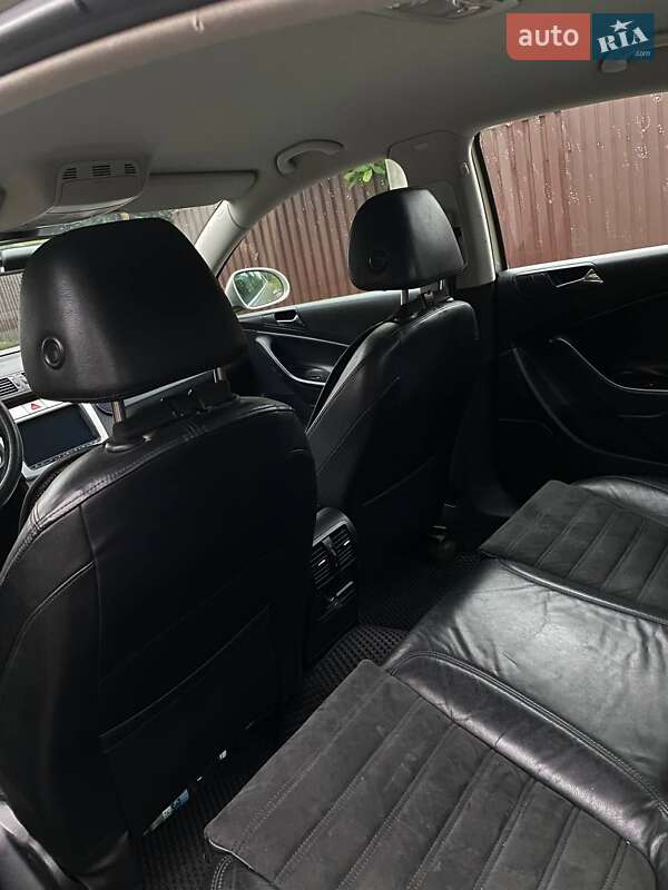 Седан Volkswagen Passat 2008 в Звягелі