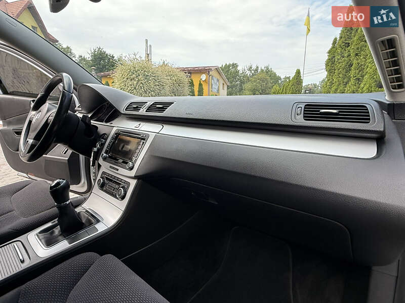 Универсал Volkswagen Passat 2010 в Трускавце