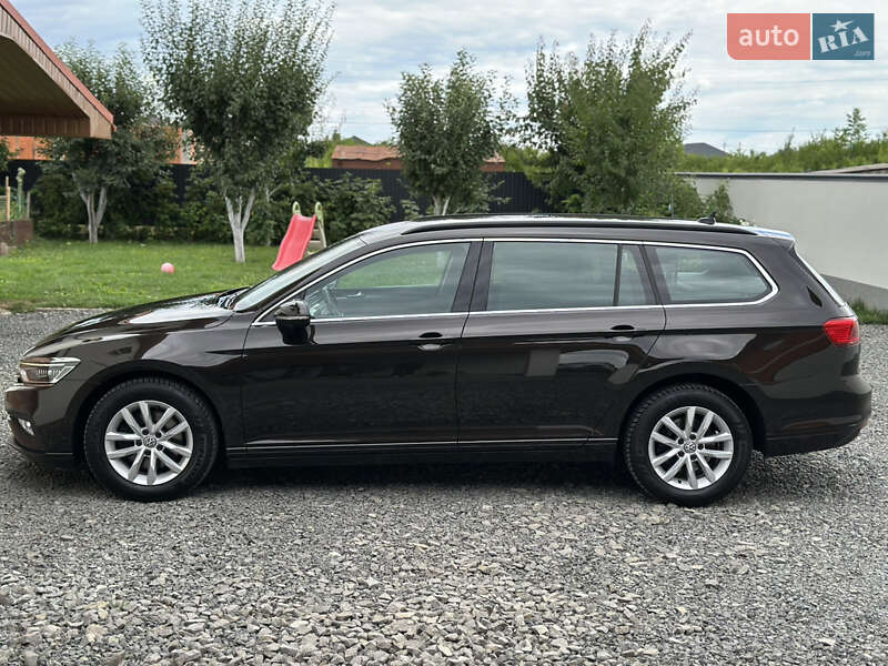 Универсал Volkswagen Passat 2020 в Ужгороде