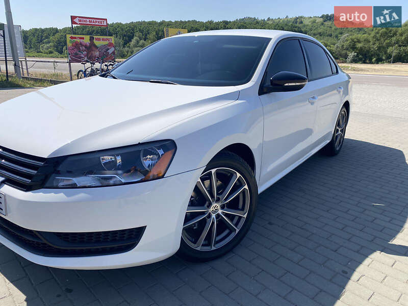 Седан Volkswagen Passat 2014 в Мукачево