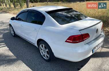 Седан Volkswagen Passat 2012 в Білгороді-Дністровському