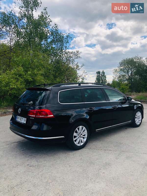 Универсал Volkswagen Passat 2013 в Звягеле
